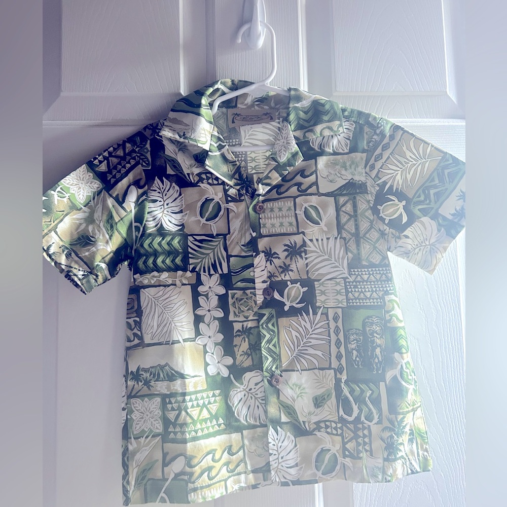 Boys Hawaiian set